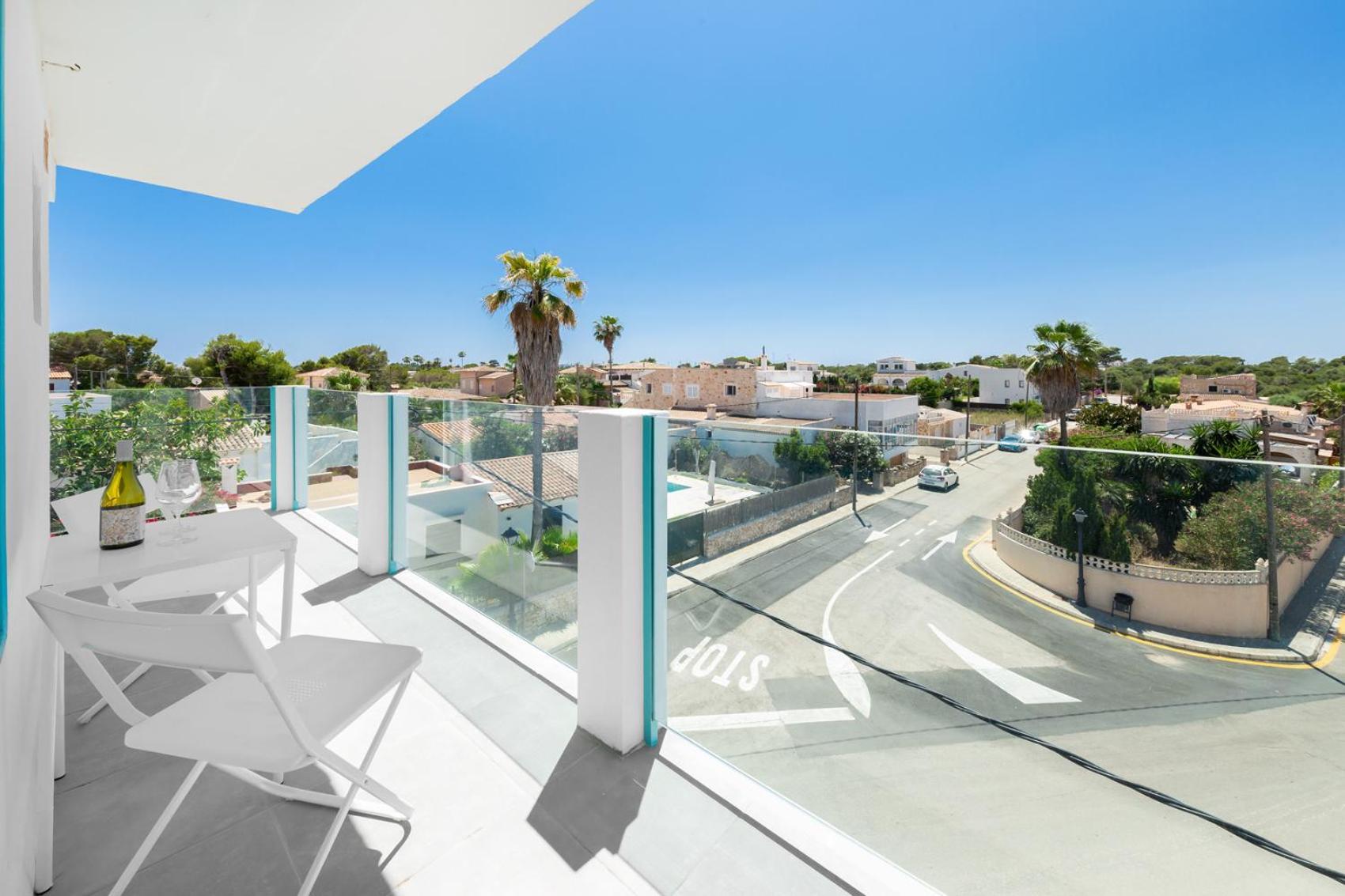 Hostal Cala Llombards Exterior foto